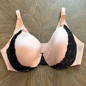 Soma Full Coverage Vanishing Back Light Peach With Black Lace Bra Size 38C